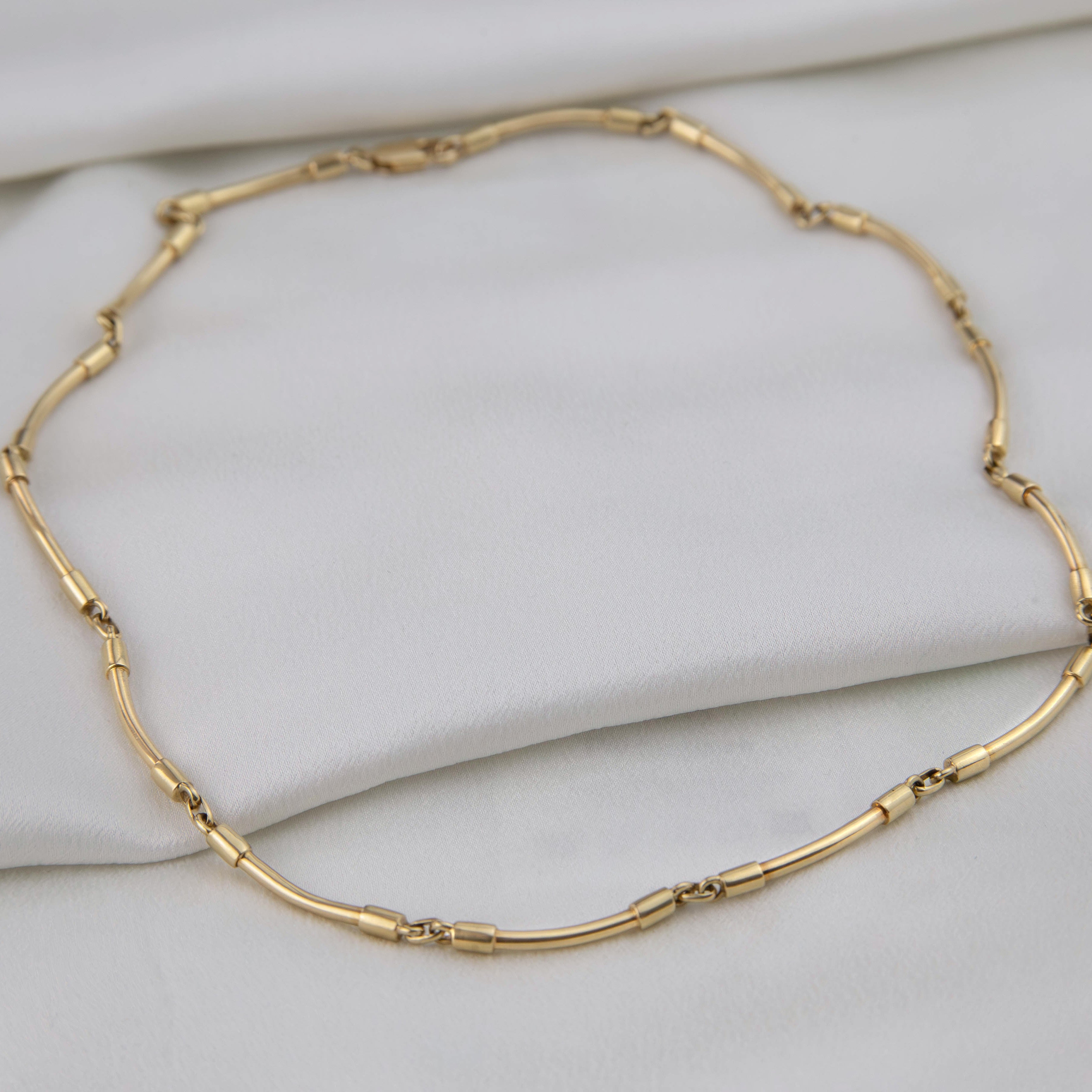 Collar de oro Lara